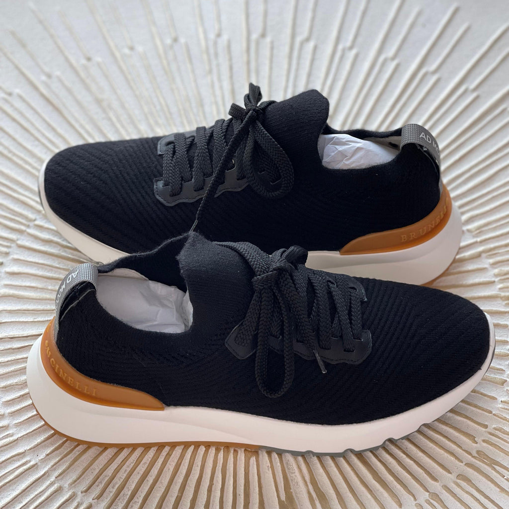 Brunello Cucinelli Men’s Black Canvas Lace-Up Sneakers – side view