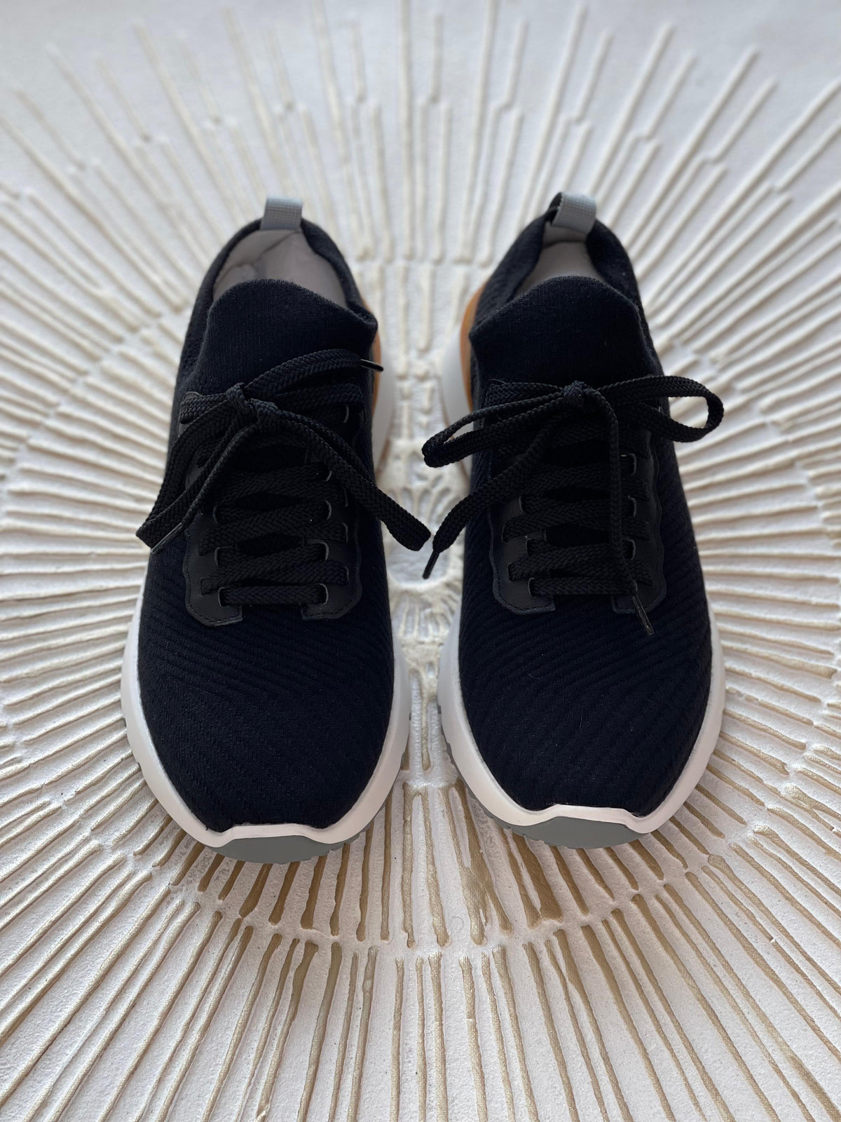 Brunello Cucinelli Men’s Black Canvas Lace-Up Sneakers – sole and tread detail